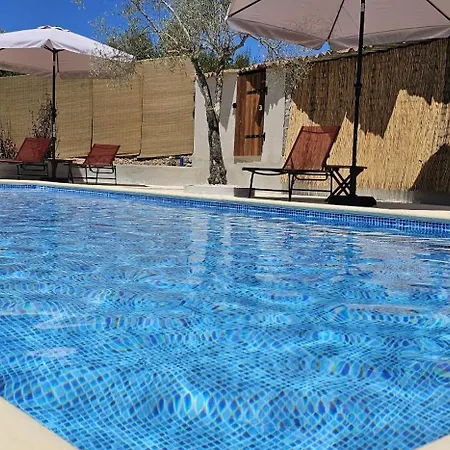 Quinta Penedo Antas Bed & Breakfast 3*